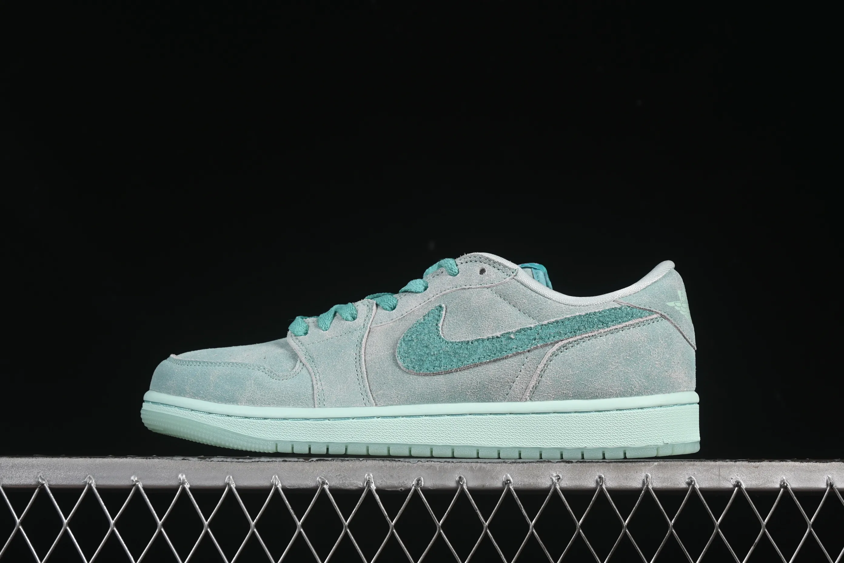 All categories Air Jordan Jordan series basketball shoes Air Jordan 1 Low Air Jordan 1 Low "Washed Teal" AJ1 Joe 1 ice mint low-top cultural casual sneakers HQ8111-300